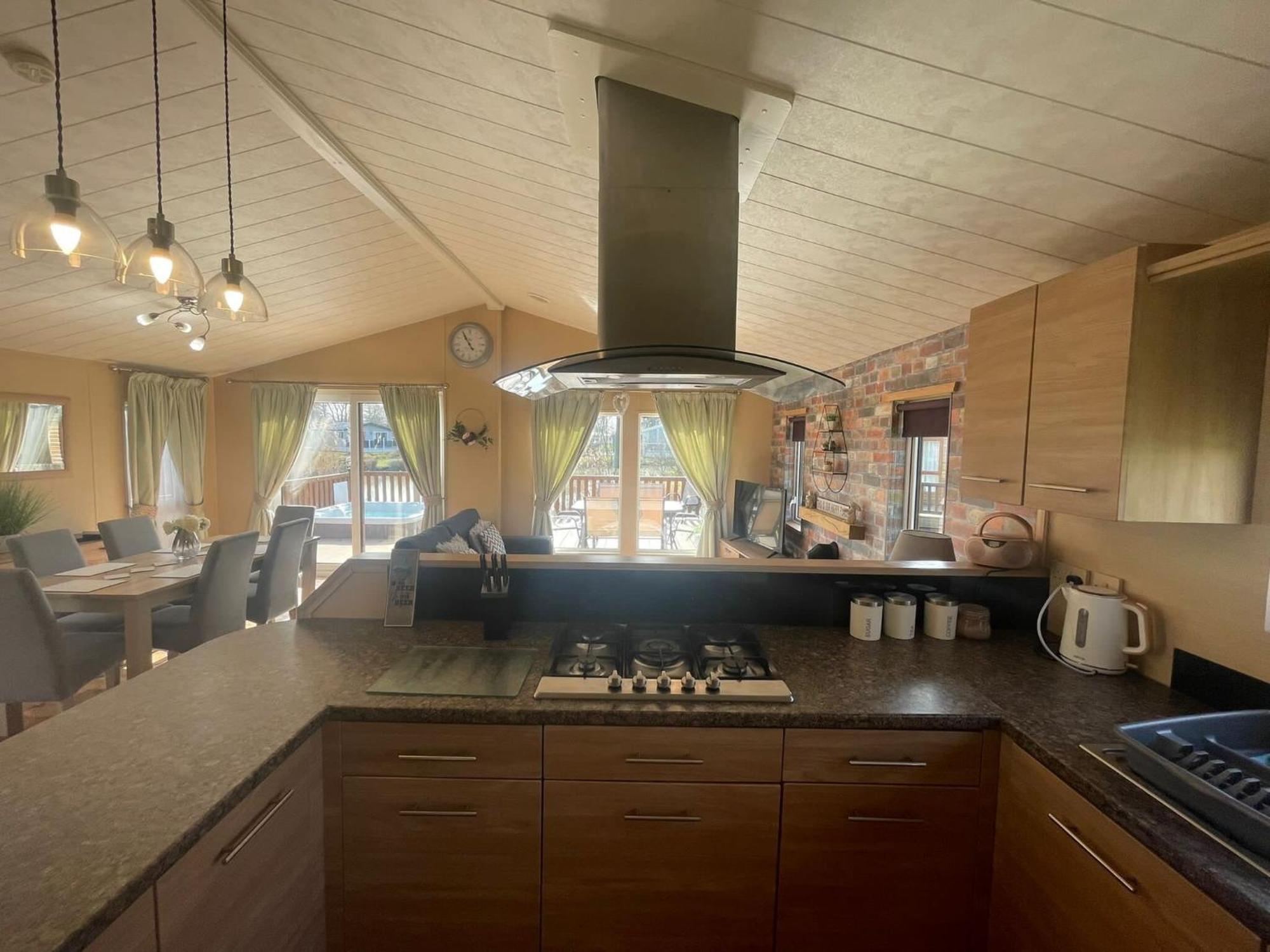 Luxury Lakeside Lodge L1 With Hot Tub Situated At Tattershall Lakes Country Park Εξωτερικό φωτογραφία